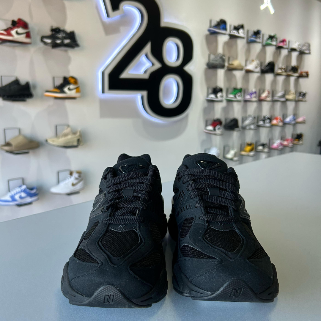 NEW BALANCE 9060 "TRIPLE BLACK"