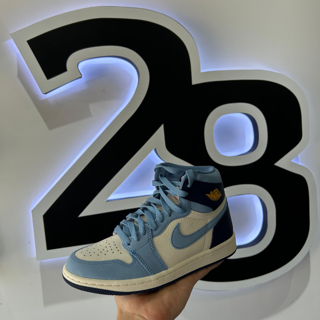 AIR JORDAN 1 RETRO HIGH OG "FIRST IN FLIGHT"