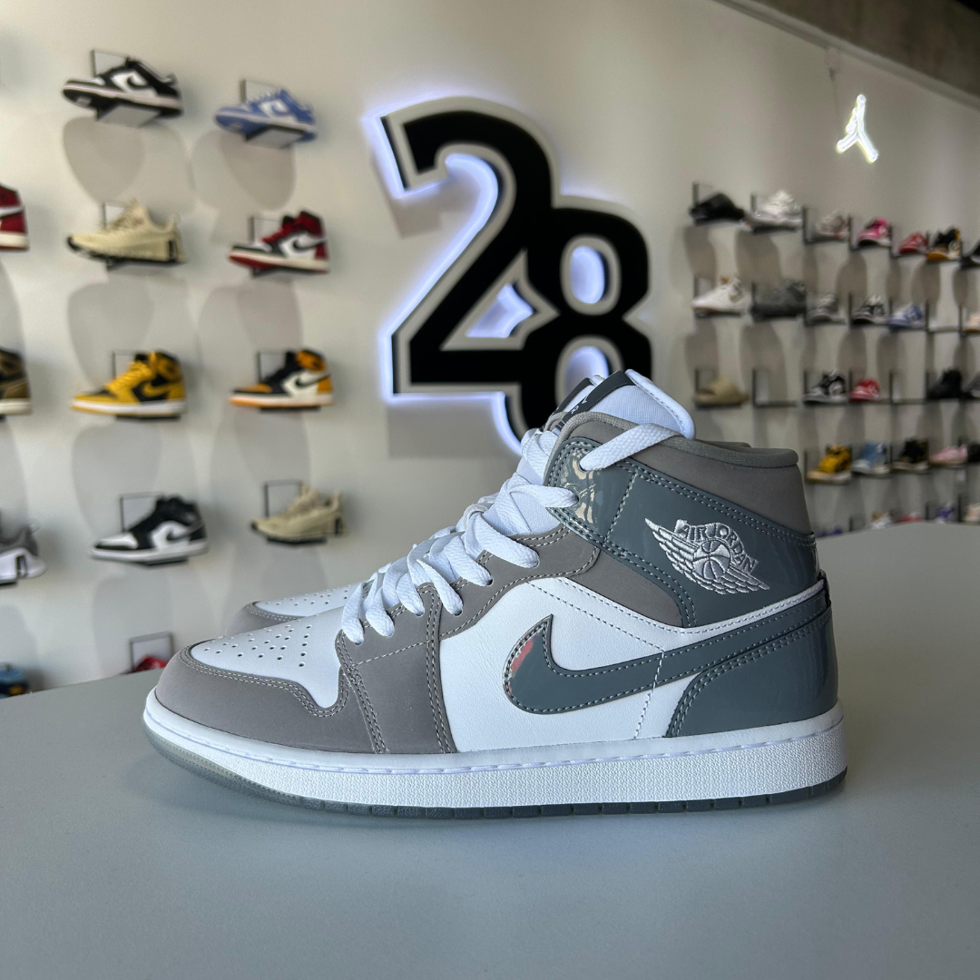 AIR JORDAN 1 MID SE "COOL GREY"