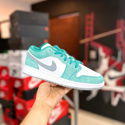 AIR JORDAN 1 LOW NEW EMERALD