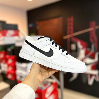 NIKE DUNK LOW REVERSE PANDA