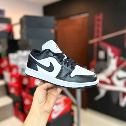 Jordan 1 Low "Panda"