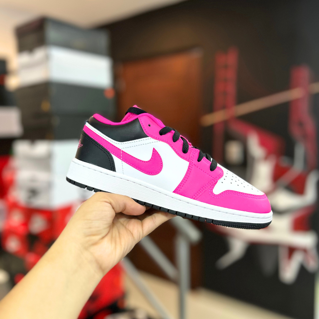 AIR JORDAN 1 LOW GS FIERCE PINK