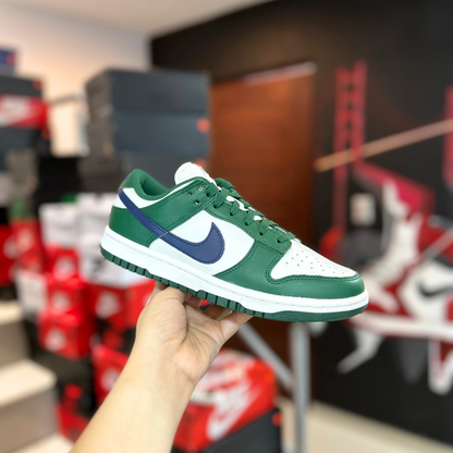 NIKE DUNK LOW GORGE GREEN